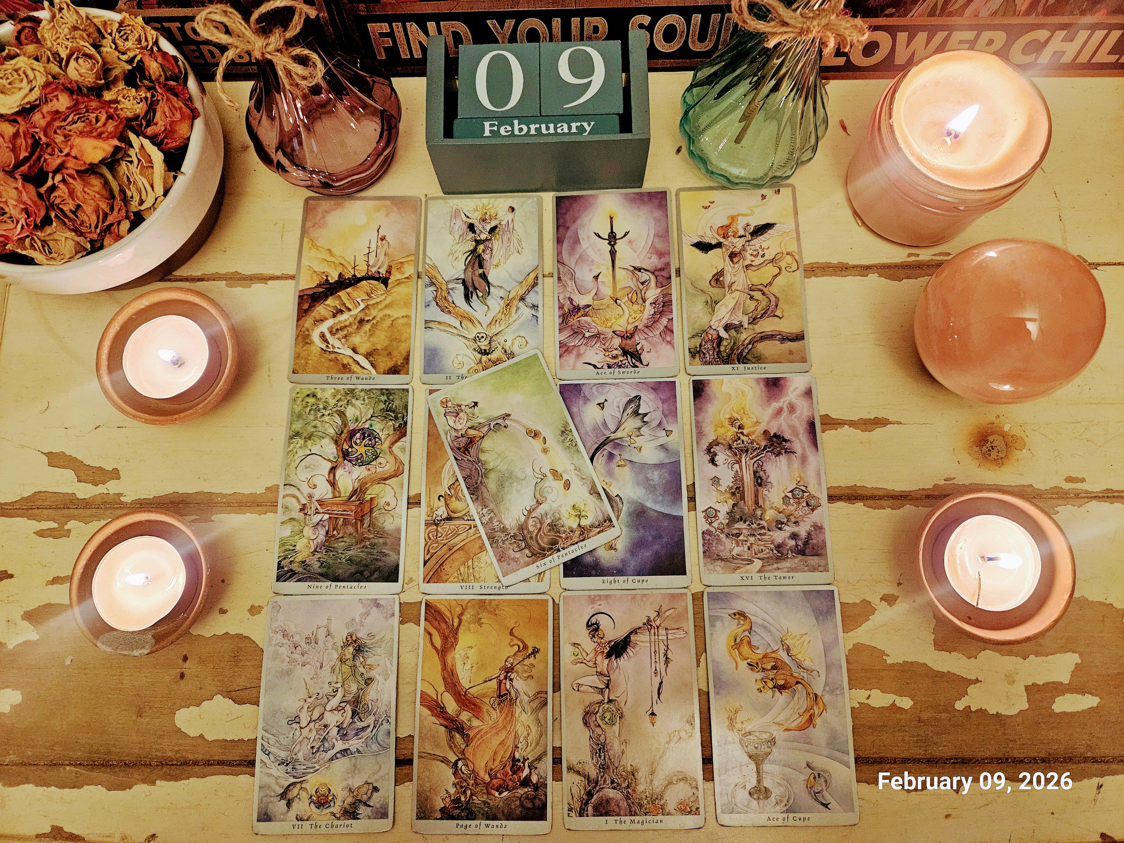 Focused Tarot Reading – One Topic, Clear Guidance